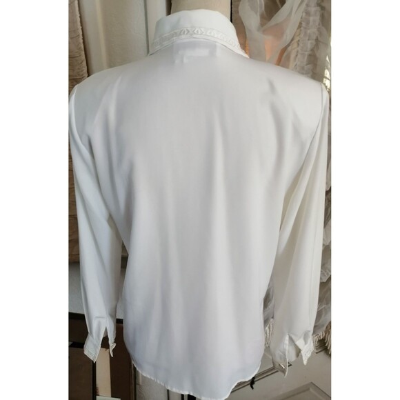 Vintage Petite Sophisticate button down blouse Embroidered Floral Size 8P Ivory - Picture 4 of 4